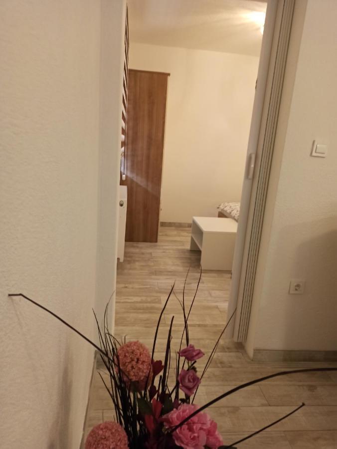 Studio Apartments Una Кореница Экстерьер фото